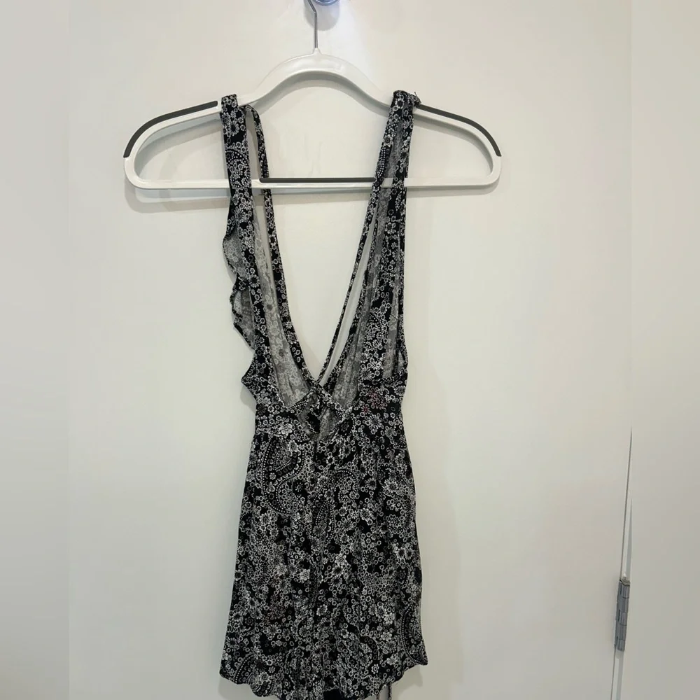 Free People Black and White Floral Romper Size 0